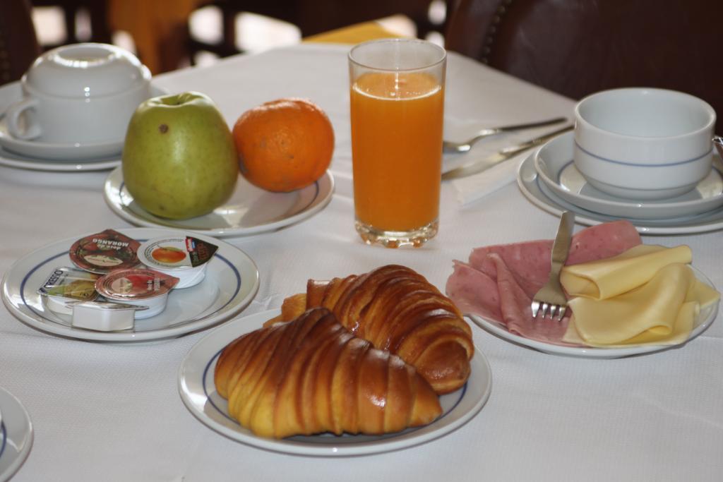 ואלונגו Hotel Dom Leal מראה חיצוני תמונה